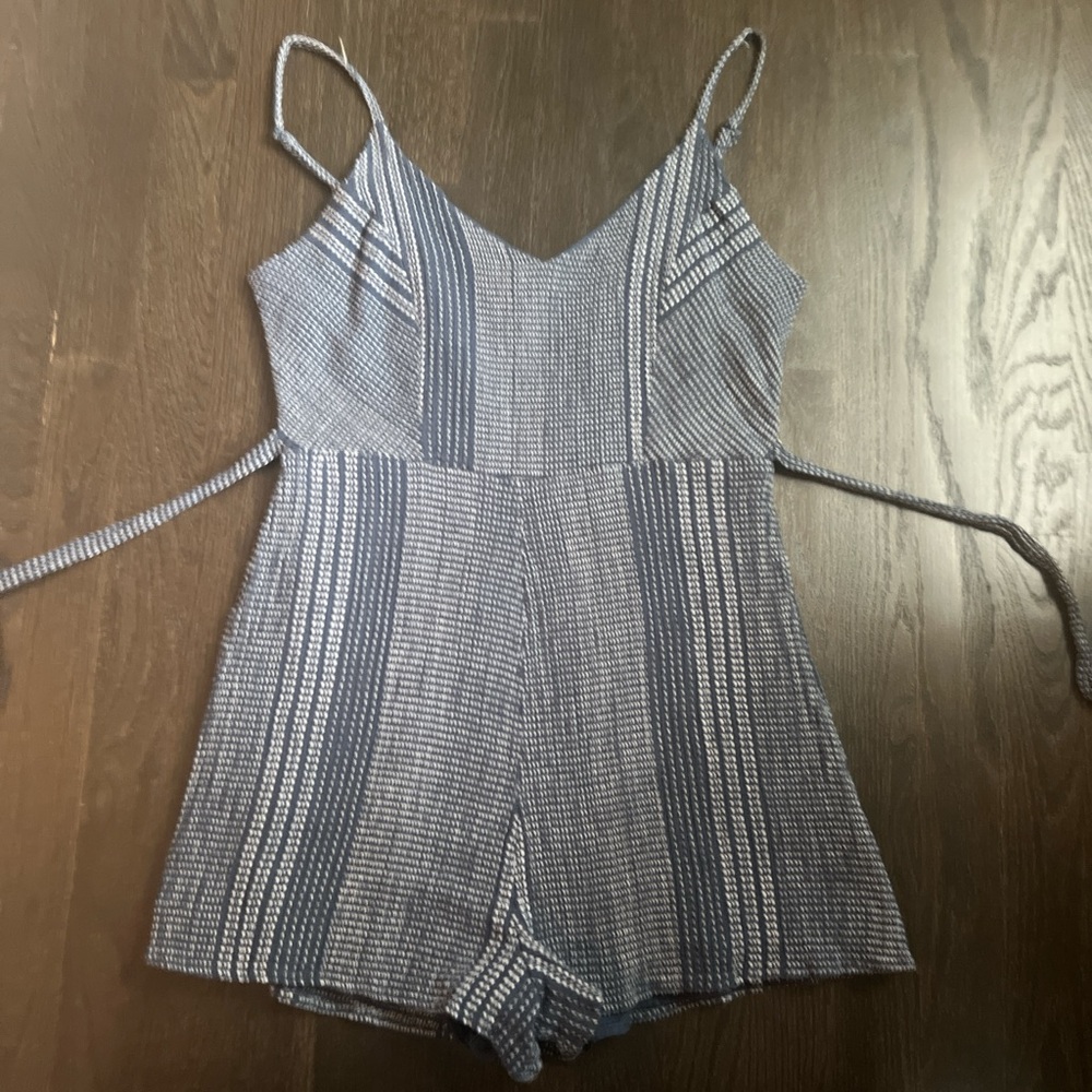 Express size medium. - Picture 4 of 4